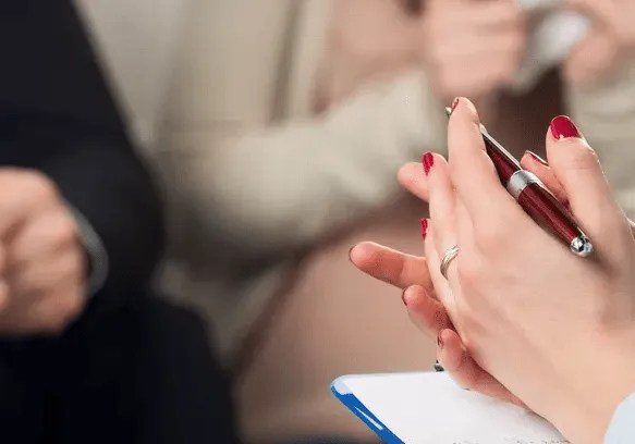 10 tips on how to choose the right therapist